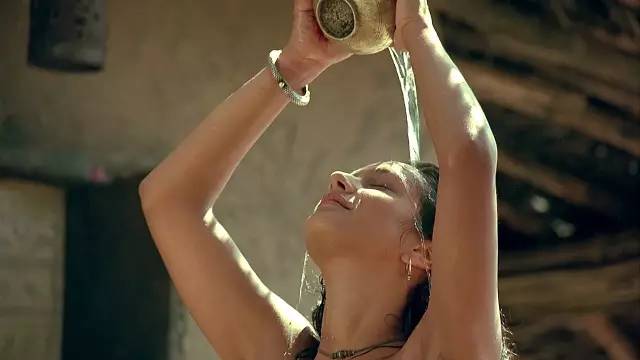 50部曾让影坛震惊的大尺度电影，你看过几部？