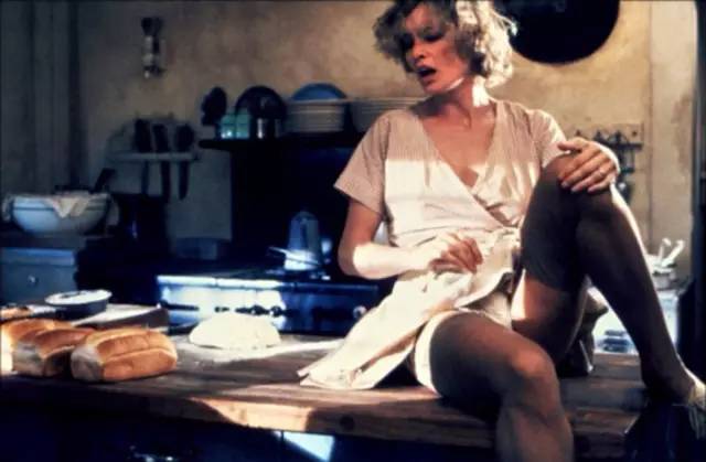 50部曾让影坛震惊的大尺度电影，你看过几部？