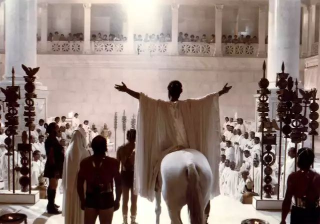 50部曾让影坛震惊的大尺度电影，你看过几部？